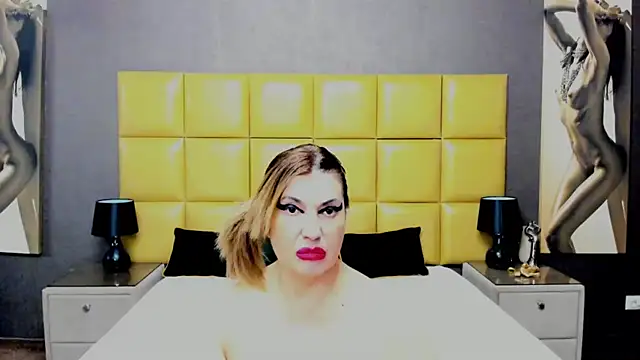 KiraLeila online show from March 5, 2025, 8:00 am