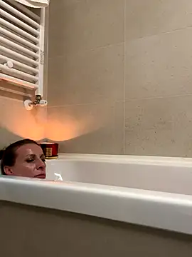 Snapshot of MirandaHobbs chatting on September 14, 2025, 7:13 pm MirandaHobbs online show from September 14, 2025, 7:13 pm