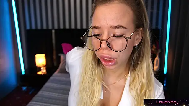 Sexy Ira online show from January 15, 2025, 7:05 am