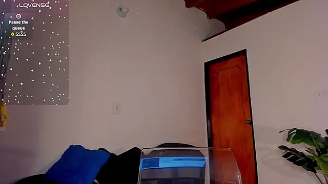 annita lopez online show from October 17, 2025, 11:07 pm