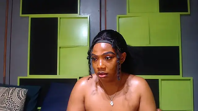 Snapshot of SexyAssDivaxxx chatting on October 17, 2025, 5:32 am SexyAssDivaxxx online show from October 17, 2025, 5:32 am