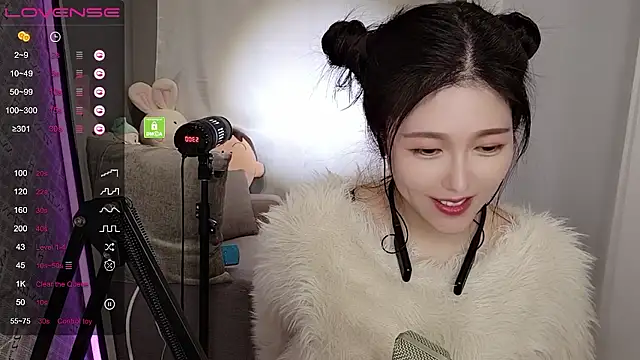 Snapshot of tw_lala chatting on December 2, 2024, 7:05 pm tw lala online show from December 2, 2024, 7:05 pm