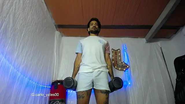 Snapshot of Carlo_yates chatting on December 4, 2025, 12:20 am Carlo yates online show from December 4, 2025, 12:20 am