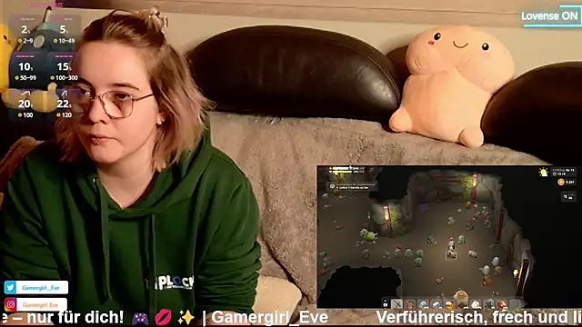 Snapshot of GamerGirl_Eve chatting on January 11, 2025, 7:16 pm GamerGirl Eve online show from January 11, 2025, 7:16 pm