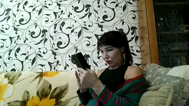 Snapshot of JeaneDavis chatting on October 3, 2025, 12:24 pm JeaneDavis online show from October 3, 2025, 12:24 pm