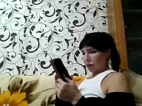 Snapshot of JeaneDavis chatting on October 26, 2025, 12:11 pm JeaneDavis online show from October 26, 2025, 12:11 pm