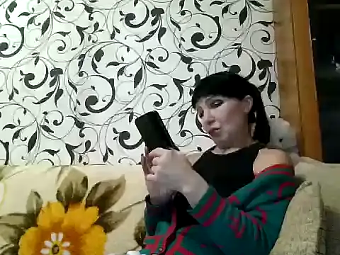 Snapshot of JeaneDavis chatting on November 17, 2025, 5:19 pm JeaneDavis online show from November 17, 2025, 5:19 pm