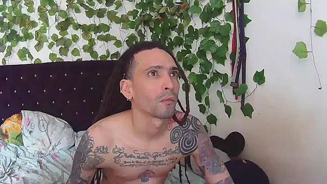 Snapshot of caribbeanlover1 chatting on January 10, 2025, 7:21 pm caribbeanlover1 online show from January 10, 2025, 7:21 pm
