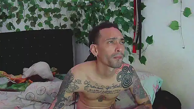 Snapshot of caribbeanlover1 chatting on January 11, 2025, 3:34 am caribbeanlover1 online show from January 11, 2025, 3:34 am