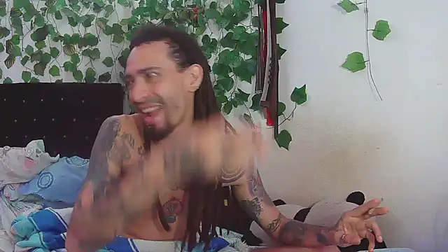 Snapshot of caribbeanlover1 chatting on February 4, 2025, 11:49 am caribbeanlover1 online show from February 4, 2025, 11:49 am