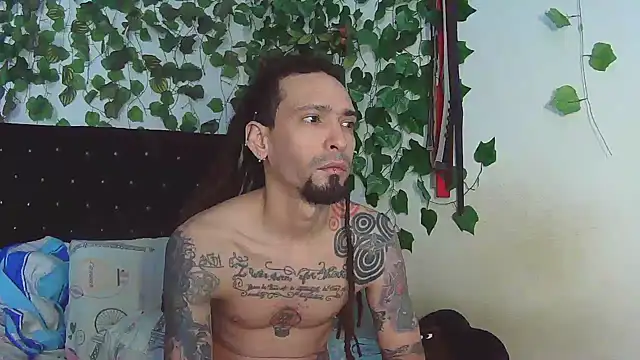 Snapshot of caribbeanlover1 chatting on February 8, 2025, 1:11 pm caribbeanlover1 online show from February 8, 2025, 1:11 pm