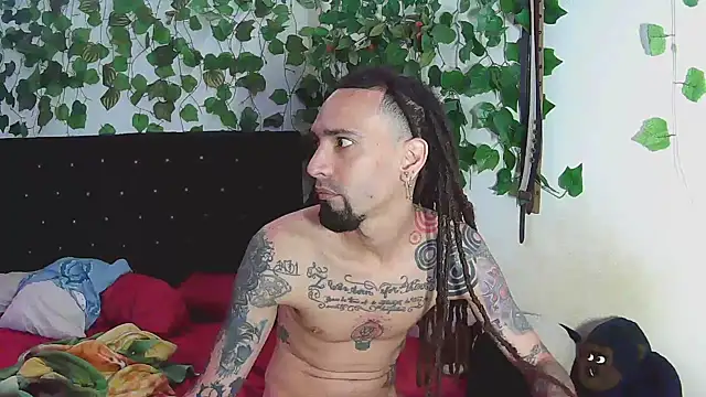 Snapshot of caribbeanlover1 chatting on March 12, 2025, 12:15 pm caribbeanlover1 online show from March 12, 2025, 12:15 pm