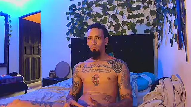 Snapshot of caribbeanlover1 chatting on September 13, 2025, 4:18 pm caribbeanlover1 online show from September 13, 2025, 4:18 pm