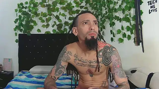 Snapshot of caribbeanlover1 chatting on September 27, 2025, 12:43 pm caribbeanlover1 online show from September 27, 2025, 12:43 pm