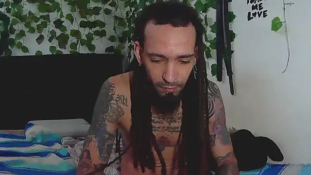 Snapshot of caribbeanlover1 chatting on October 16, 2025, 12:50 pm caribbeanlover1 online show from October 16, 2025, 12:50 pm