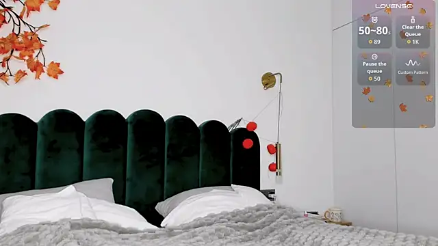 Snapshot of BondGirll chatting on November 9, 2025, 7:28 am BondGirll online show from November 9, 2025, 7:28 am