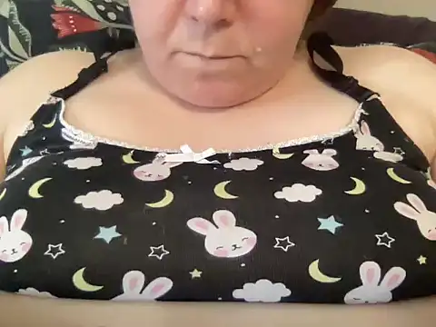 Snapshot of ParisNova chatting on January 23, 2025, 4:59 pm ParisNova online show from January 23, 2025, 4:59 pm