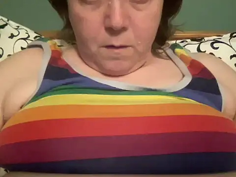 Snapshot of ParisNova chatting on March 15, 2025, 11:28 pm ParisNova online show from March 15, 2025, 11:28 pm