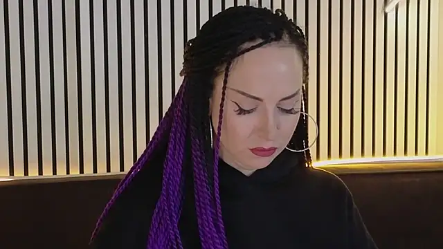 Snapshot of lily_conor chatting on March 18, 2025, 5:52 am lily conor online show from March 18, 2025, 5:52 am