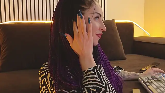 Snapshot of lily_conor chatting on March 23, 2025, 12:36 am lily conor online show from March 23, 2025, 12:36 am