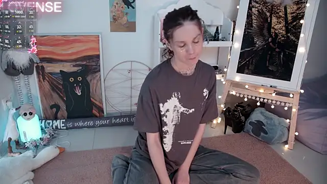 Snapshot of Careful_i_bite chatting on February 1, 2025, 7:47 am Careful i bite online show from February 1, 2025, 7:47 am