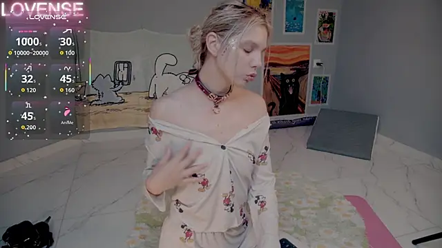 Snapshot of Careful_i_bite chatting on September 27, 2025, 5:23 am Careful i bite online show from September 27, 2025, 5:23 am