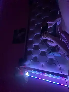 Flossy Vettie online show from March 8, 2025, 4:39 pm