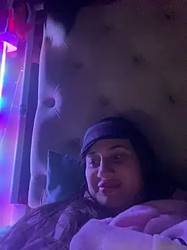 Flossy Vettie online show from March 12, 2025, 11:01 pm