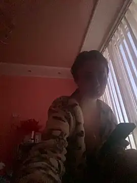 Flossy Vettie online show from March 18, 2025, 4:37 pm