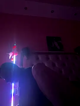 Flossy Vettie online show from November 21, 2025, 5:11 pm