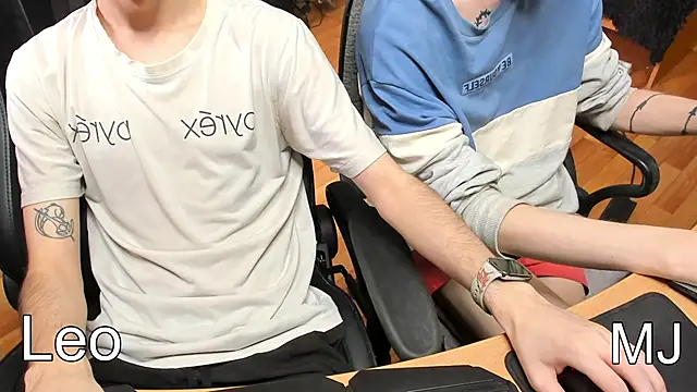 Snapshot of teelimata chatting on February 14, 2025, 12:03 pm teelimata online show from February 14, 2025, 12:03 pm