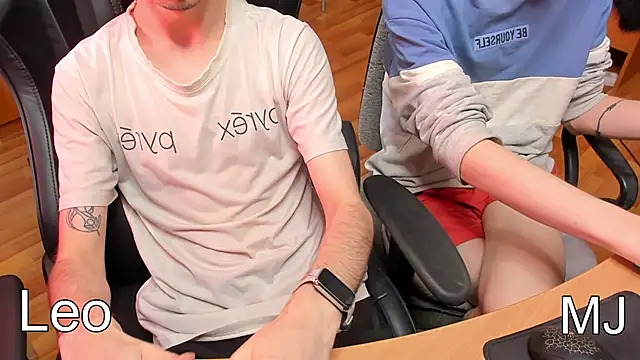 Snapshot of teelimata chatting on February 19, 2025, 10:12 am teelimata online show from February 19, 2025, 10:12 am