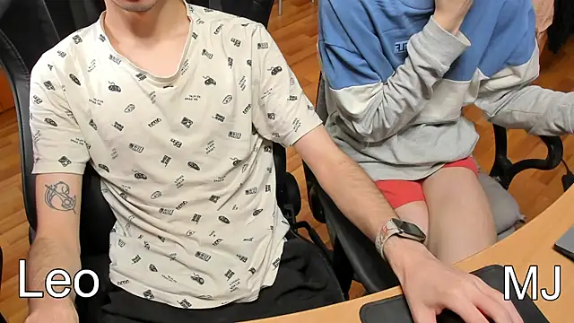 Snapshot of teelimata chatting on March 18, 2025, 9:31 am teelimata online show from March 18, 2025, 9:31 am