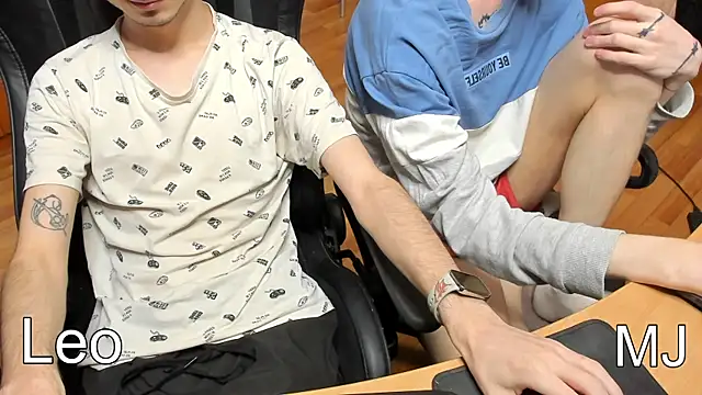 Snapshot of teelimata chatting on March 18, 2025, 3:42 pm teelimata online show from March 18, 2025, 3:42 pm