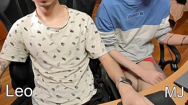 Snapshot of teelimata chatting on March 19, 2025, 9:28 am teelimata online show from March 19, 2025, 9:28 am