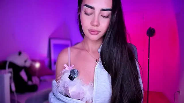 Lil Gabby online show from November 21, 2025, 7:56 pm