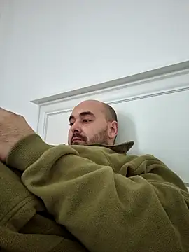 Niroolf online show from December 21, 2025, 11:28 am