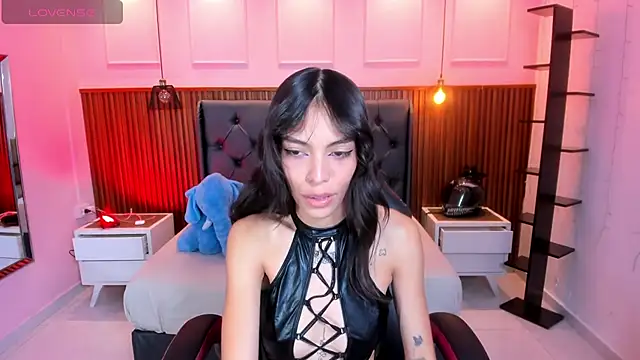 Snapshot of AMELIELEONE chatting on September 16, 2025, 12:28 pm AMELIELEONE online show from September 16, 2025, 12:28 pm