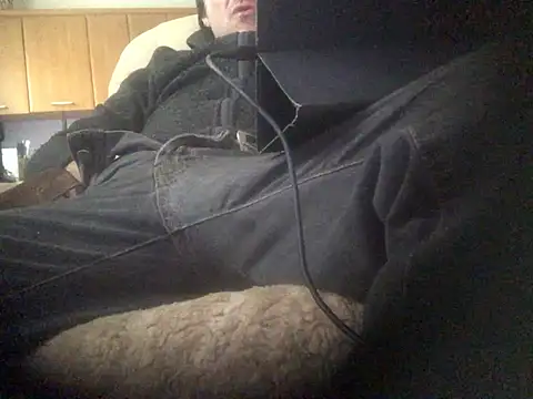 translove online show from February 7, 2025, 2:04 pm