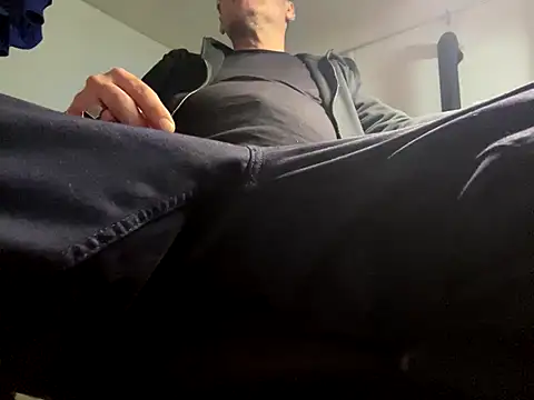 translove online show from October 18, 2025, 3:53 am