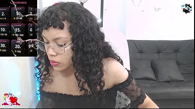 Snapshot of ferija_05 chatting on October 17, 2025, 5:48 pm ferija 05 online show from October 17, 2025, 5:48 pm
