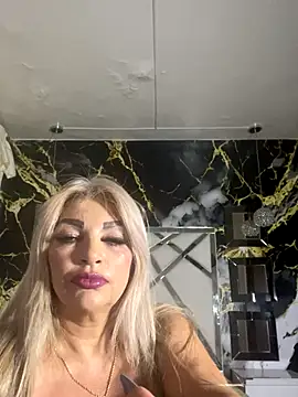 scarlett sexx69 online show from October 23, 2025, 6:39 pm