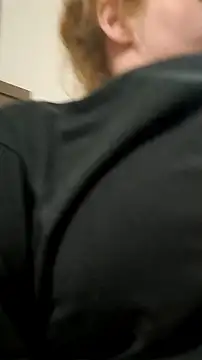 BossChick1625 online show from October 28, 2025, 10:01 pm