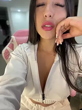 MiaJones21 online show from February 2, 2025, 11:53 pm