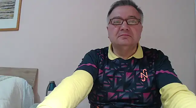 YOU6me online show from February 3, 2025, 3:49 pm