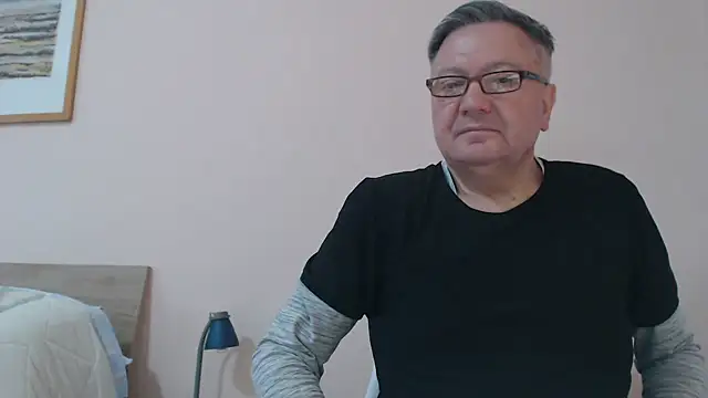 YOU6me online show from March 21, 2025, 3:13 pm