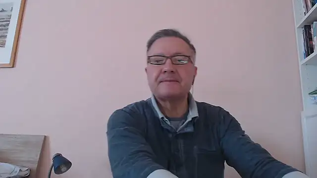 YOU6me online show from November 5, 2025, 11:21 am