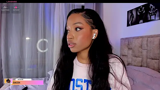 Snapshot of eimi_space chatting on January 5, 2025, 7:17 am eimi space online show from January 5, 2025, 7:17 am