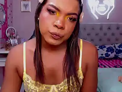 Snapshot of alexa_rodriicum chatting on November 6, 2025, 6:31 pm alexa rodriicum online show from November 6, 2025, 6:31 pm