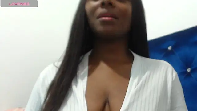 Snapshot of mommywebcam chatting on October 12, 2025, 2:21 am mommywebcam online show from October 12, 2025, 2:21 am